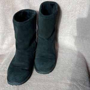EMU Australia Black Suede Boots size 8
